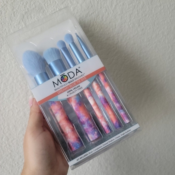 MODA Dreamy Blue Tie Dye Brush Set - Picture 1 of 2